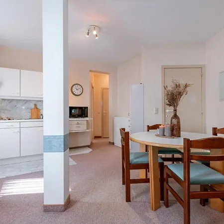 Cosy At Walking Distance From The Beach Apartment