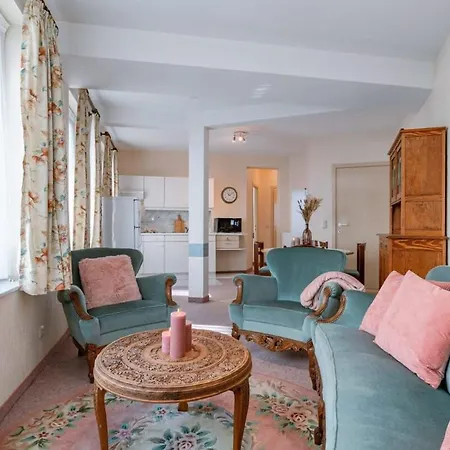 Apartment Cosy At Walking Distance From The Beach *